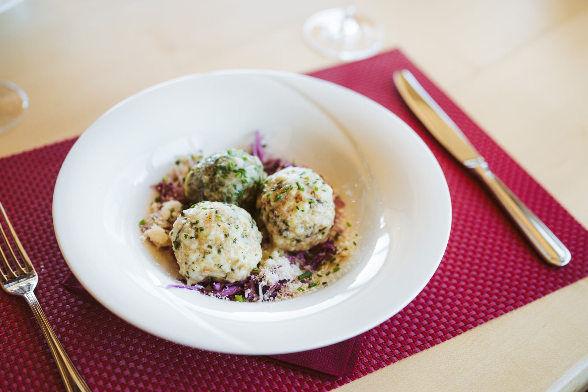 Piatto di canederli | © Archivio immagini ApT Val di Fassa - Imago garage