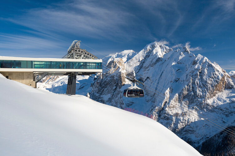 Stazione a monte dell'impianto funifor Alba - Col dei Rossi - Skiarea Belvedere | © Archivio immagini ApT Val di Fassa - Nicolò Miana