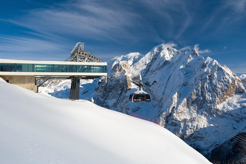 Stazione a monte dell'impianto funifor Alba - Col dei Rossi - Skiarea Belvedere | © Archivio immagini ApT Val di Fassa - Nicolò Miana