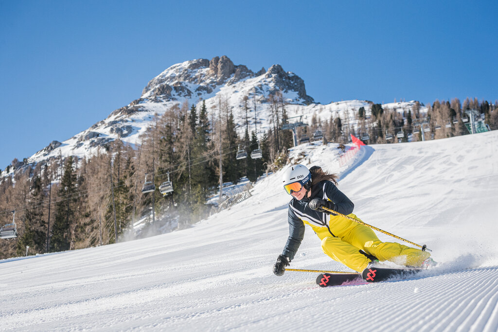 ©wisthaler.com 22 03 Carezza Ski  HW67677