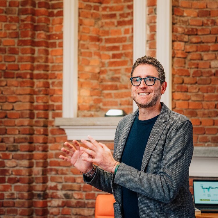 Ritiro Giornaliero Di Digital Detox Con Alessio Carciofi